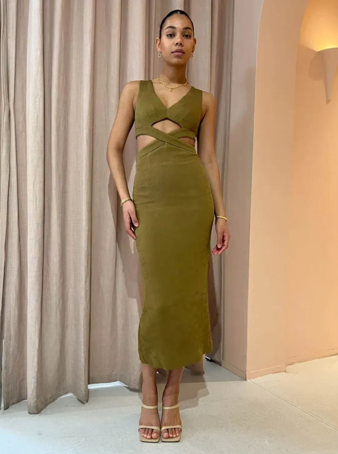 Shona Joy Simone V Neck Cut Out Midi Dress in Cumin Size 10 for rent on The Volte - main image
