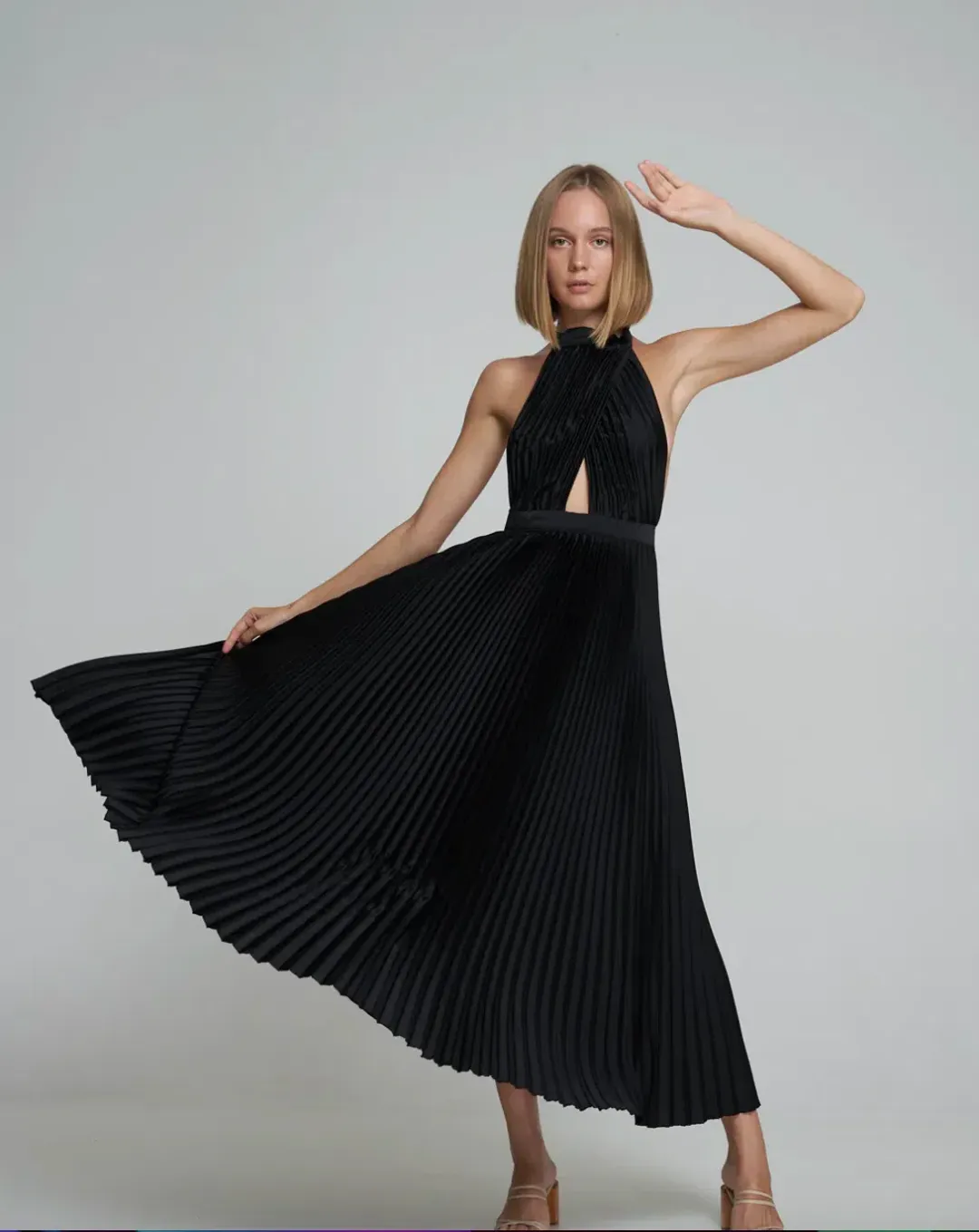 L'Idee Renaissance Gown Black Size 8 for rent on The Volte - main image