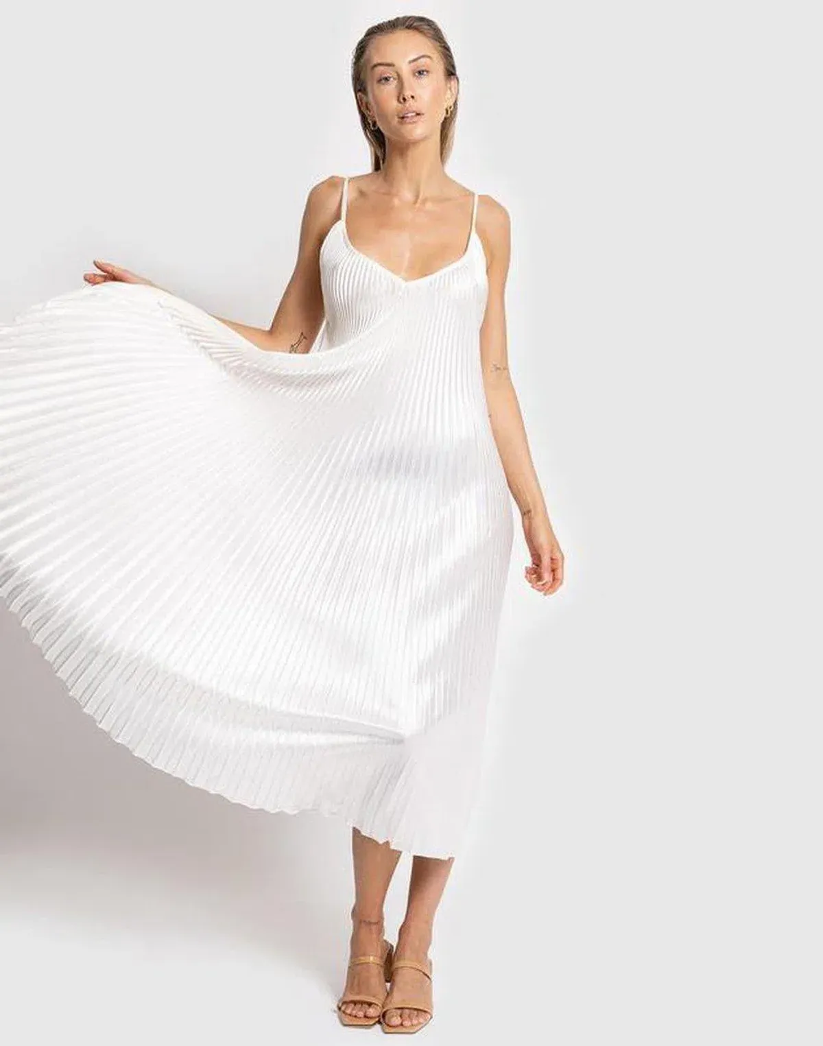 L'Idee Bisous Dress White Size 8 - Image 3