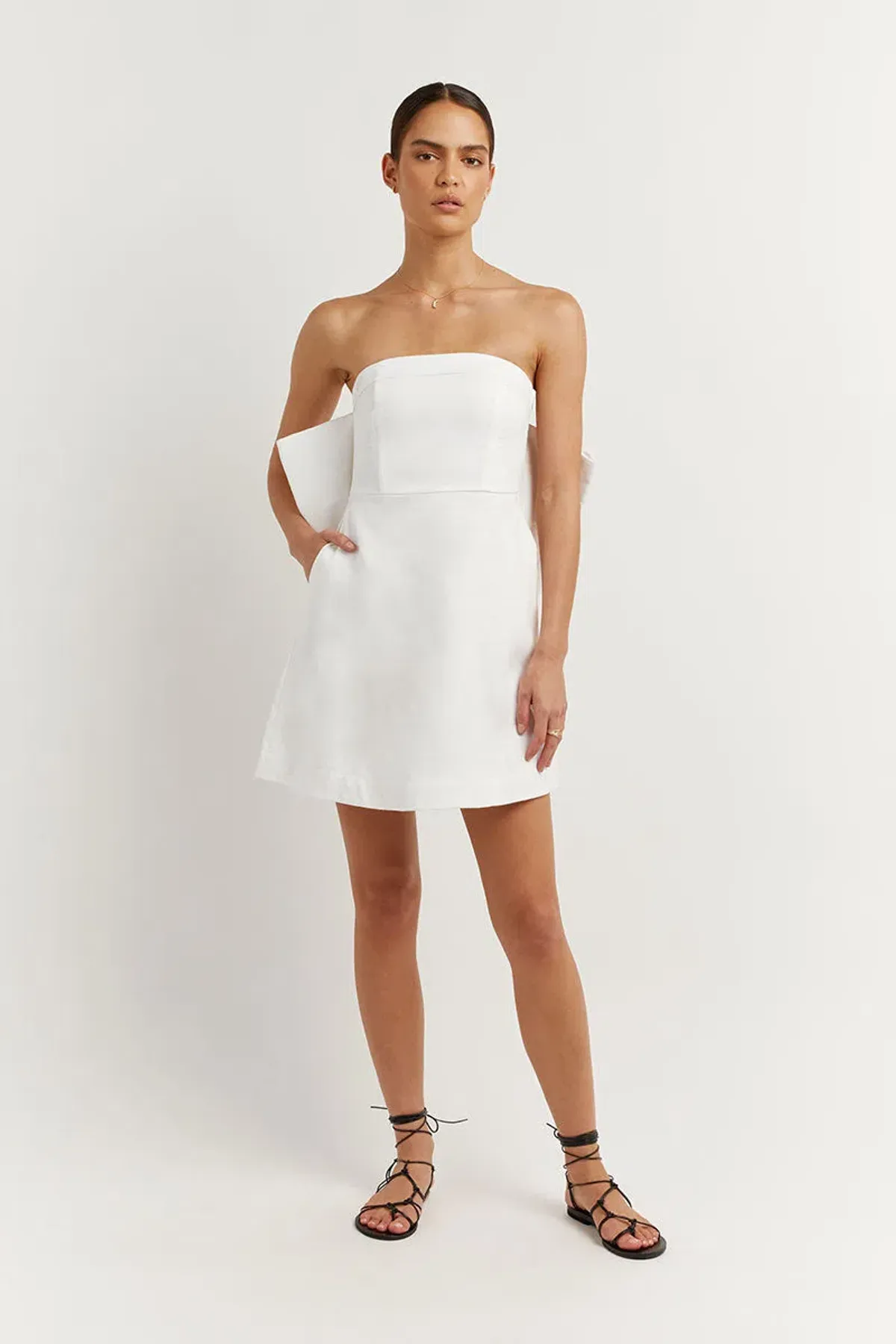 DISSH Aisle White Linen Back Bow Dress White Size 8 - Image 1
