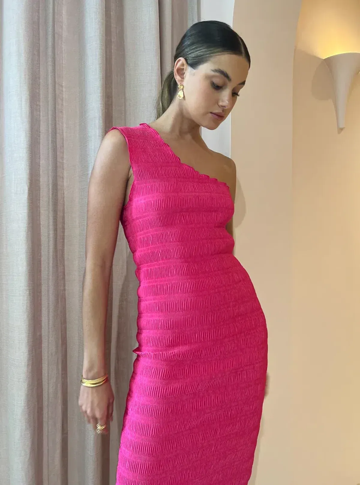 L'Idee Gigi Smocking Gown in Punch Pink Size 8 / S - Image 5