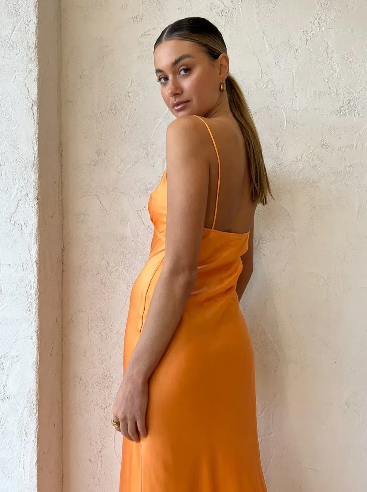 Bec & Bridge Amber V Maxi Dress in Nectarine Orange Size 6 - Image 3