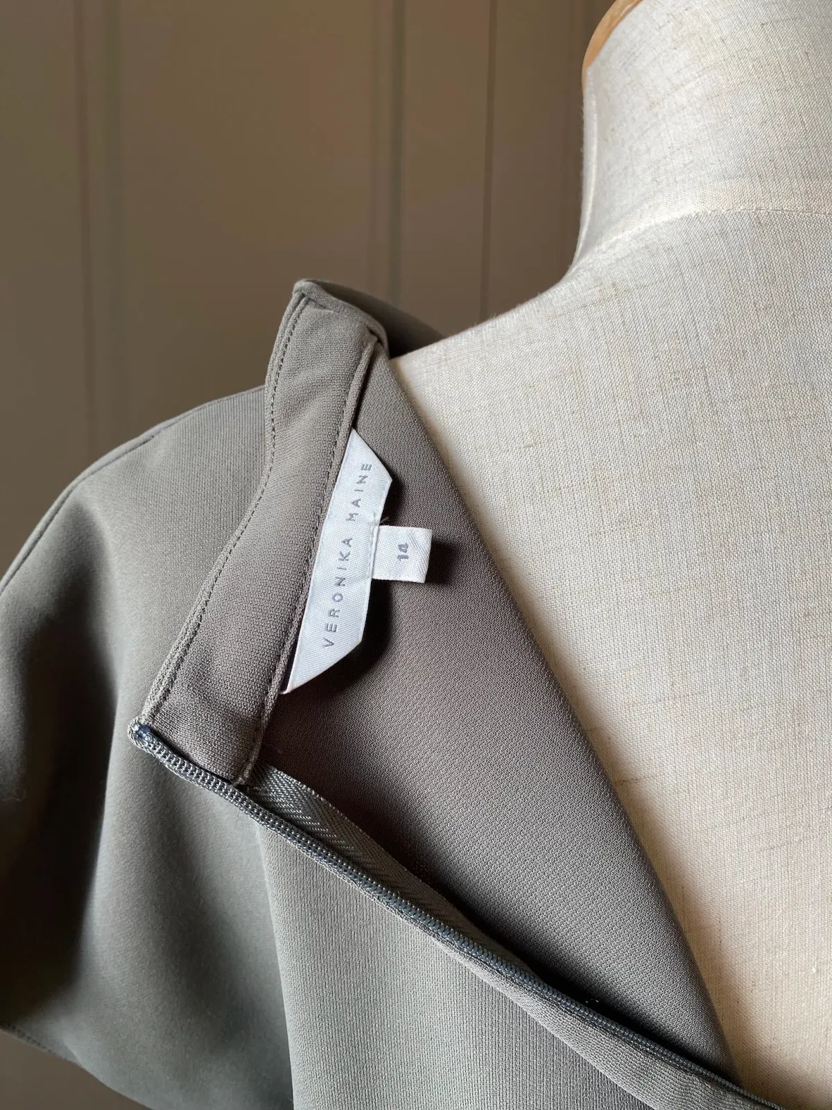 Veronika Maine Drapey Weave Drape Neck Midi Dress Khaki Size 14 - Image 5