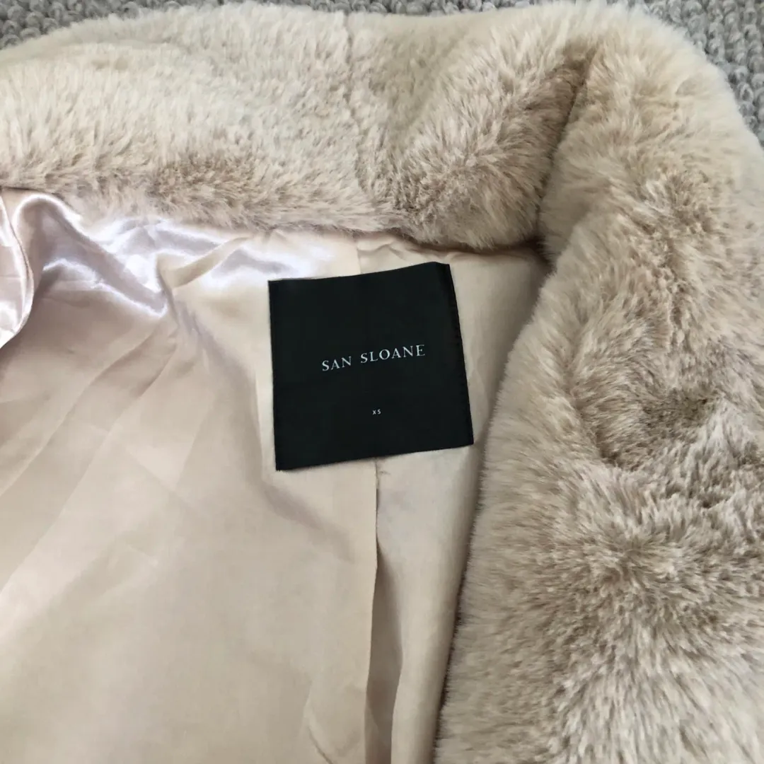 San Sloane Crawford Faux Fur Jacket Light Tan Size XS / Au 6 for rent on The Volte - main image