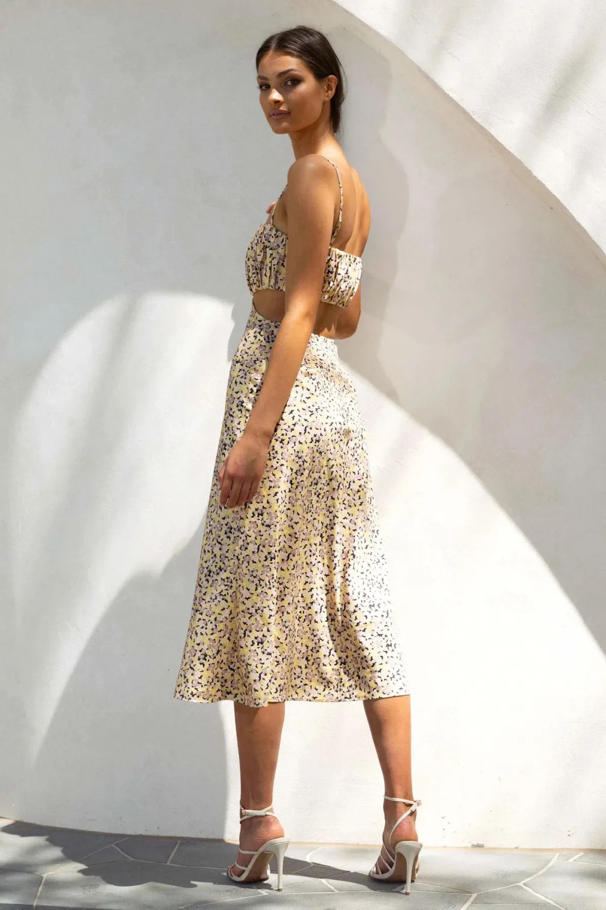 Misha Dina Dress Floral Size 6 - Image 2