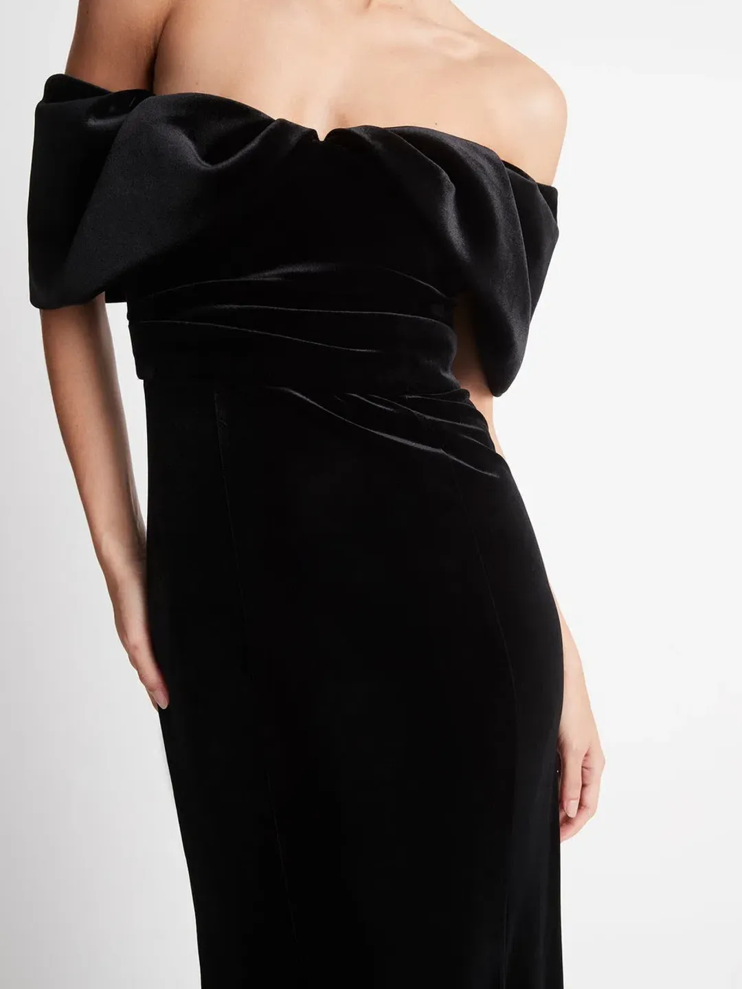 Sheike Vanity Maxi Dress Black Size 10 for rent on The Volte - main image