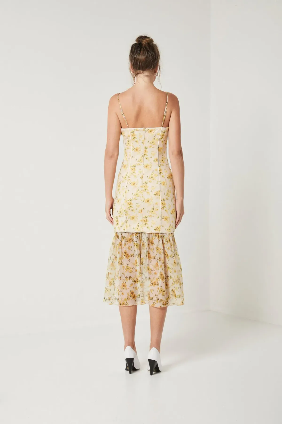 Elliatt Wattle Dress Yellow Size M/10 - Image 4