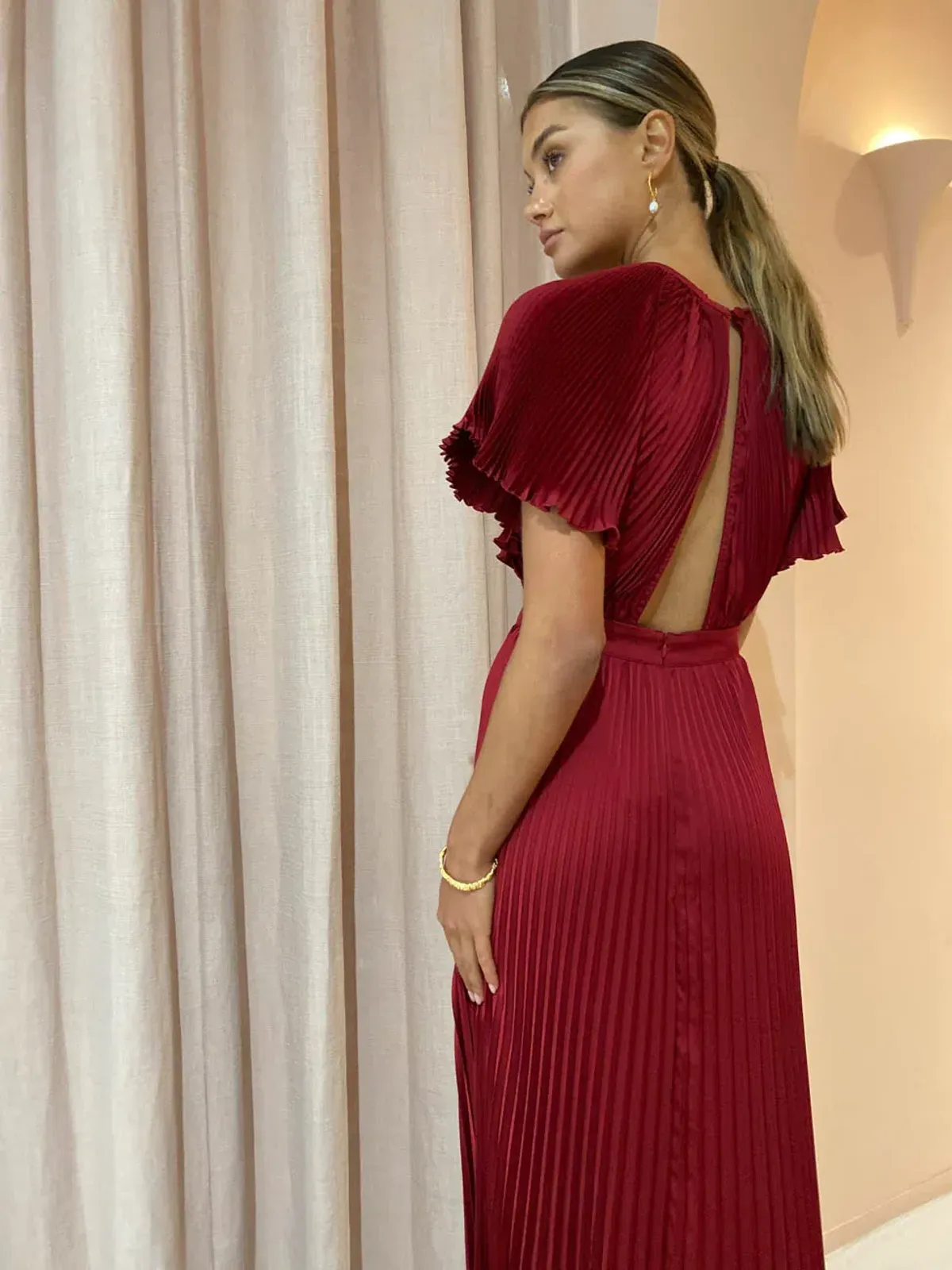 L'IDEE - Theatre Gown - Ruby - Size 10 - Image 4