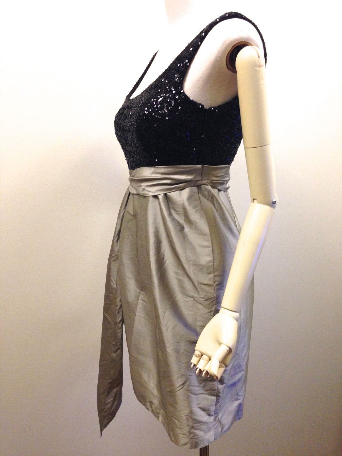 Matthew Eager Sequined Dress Taffeta silver skirt Size 10 For Race wear, formal, cocktails - Image 5