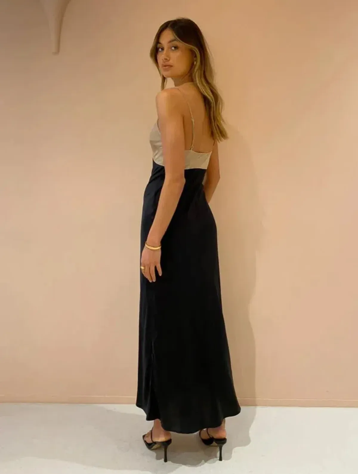 Hansen and Gretel Callista Dress Black Size AU 8 - Image 2