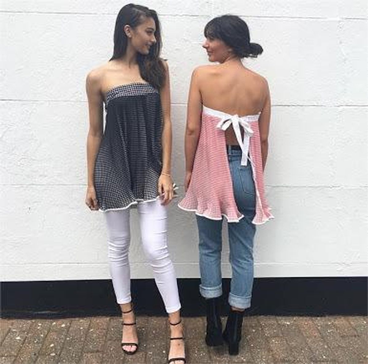 By Johnny Iris Pleat Strapless Tie Top Black Size 8 - Image 3