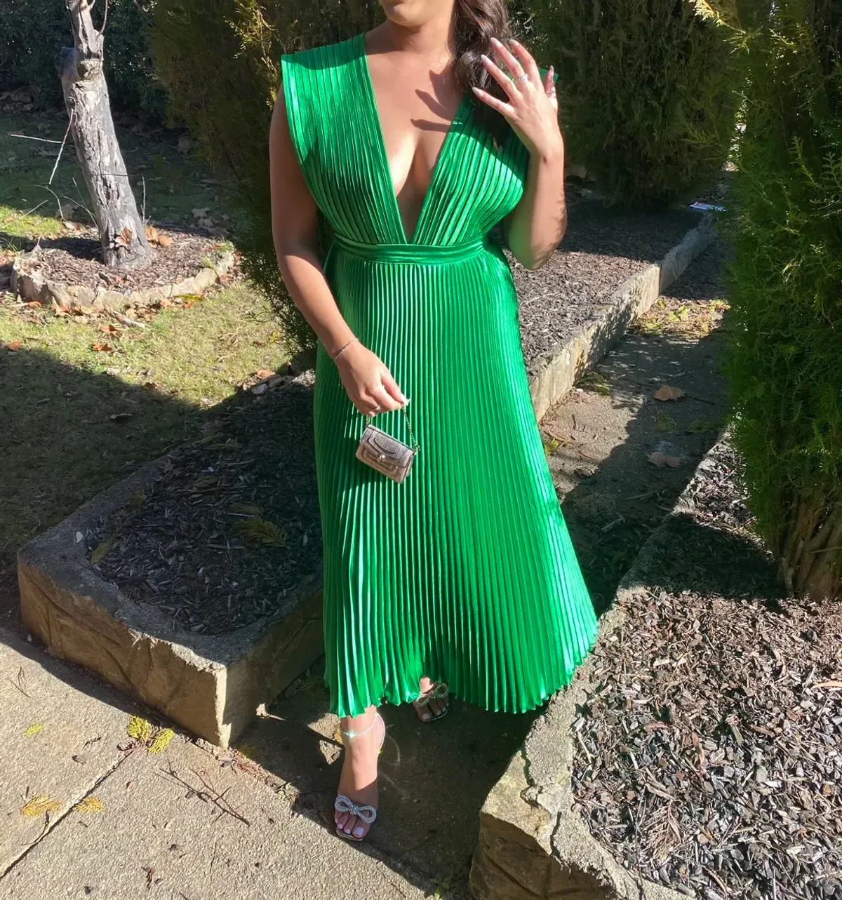 L’idee Gala Gown Bright Green Size 10 - Image 3