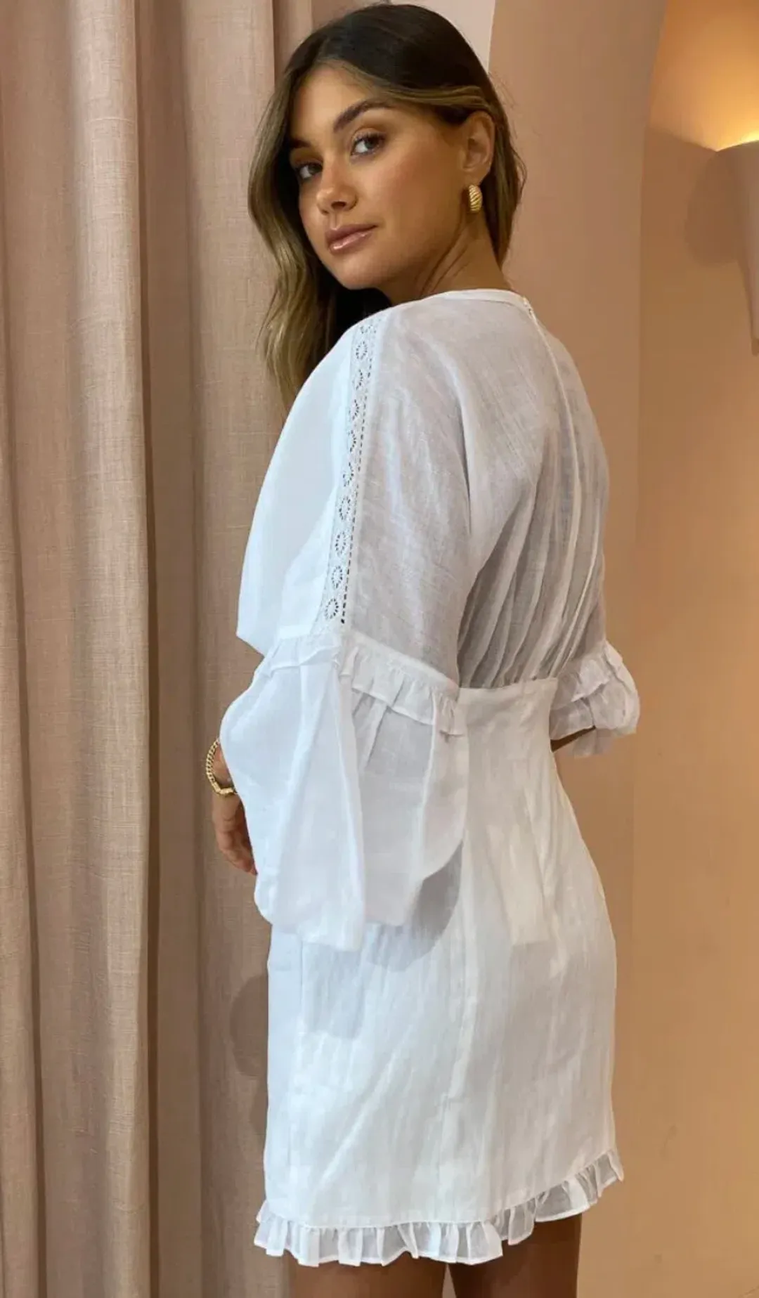 Joslin Taylor Linen Ramie Mini Dress In Optical White Size 6 for rent on The Volte - main image