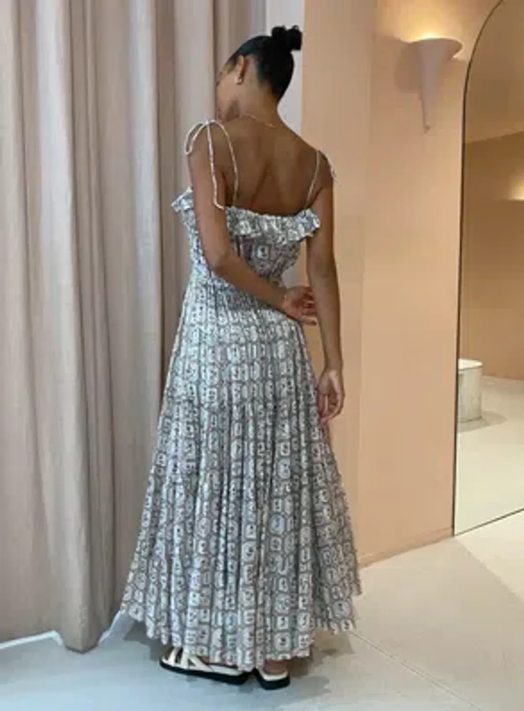 Palm Noosa With Love From Dress Print Size 12 for rent on The Volte - main image