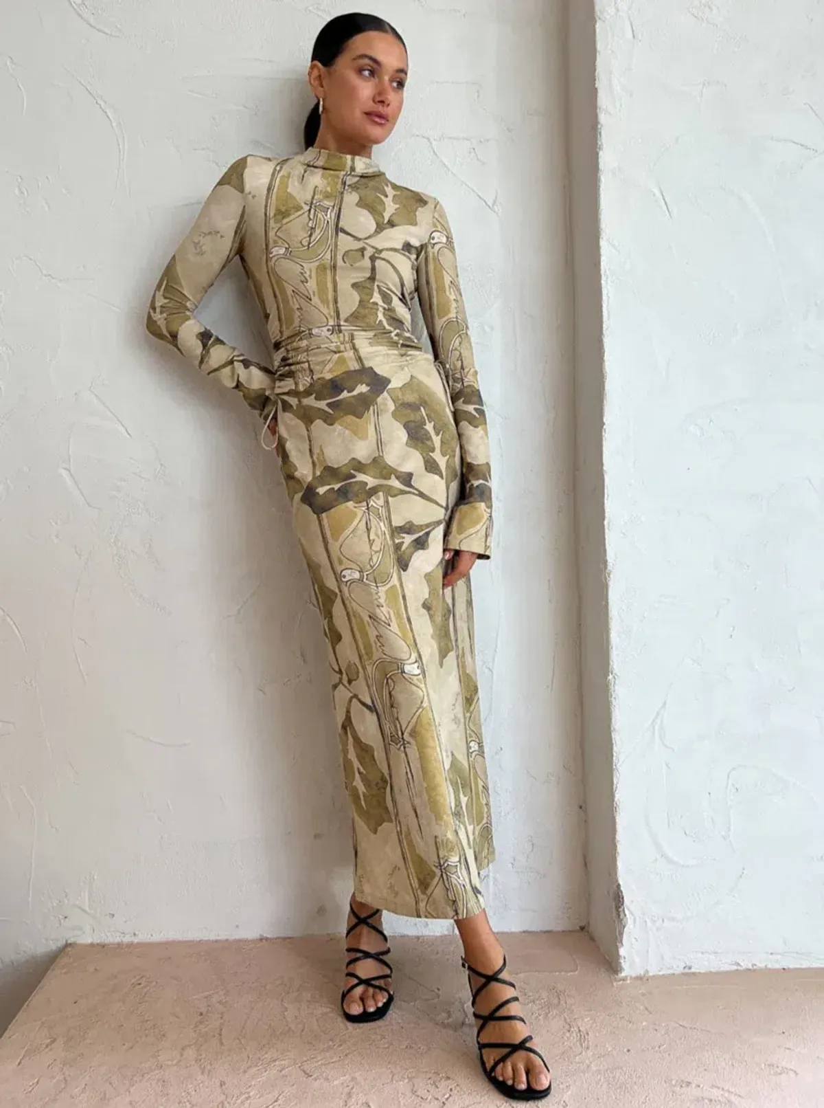 Camilla and Marc Kyha Midi Dress Print Size 8 - Image 2