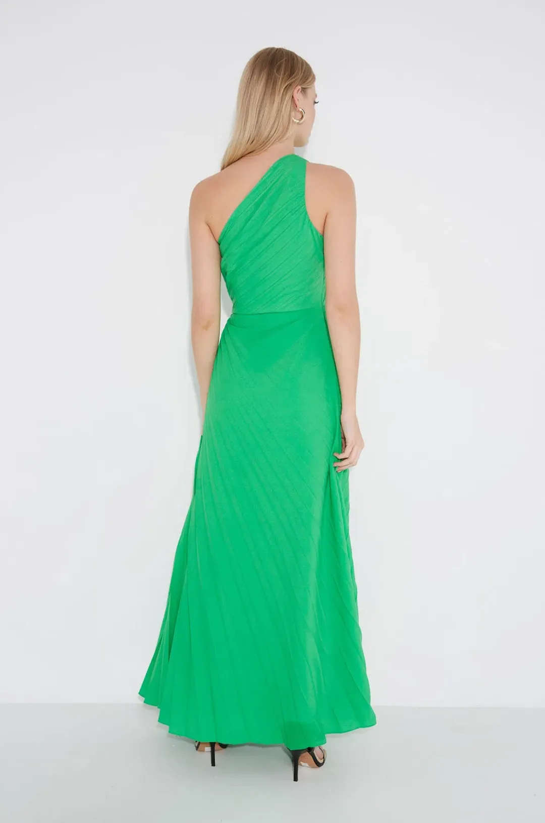 Sonya Moda Azalea Gown In Barcelona Green Size 6 for rent on The Volte - main image