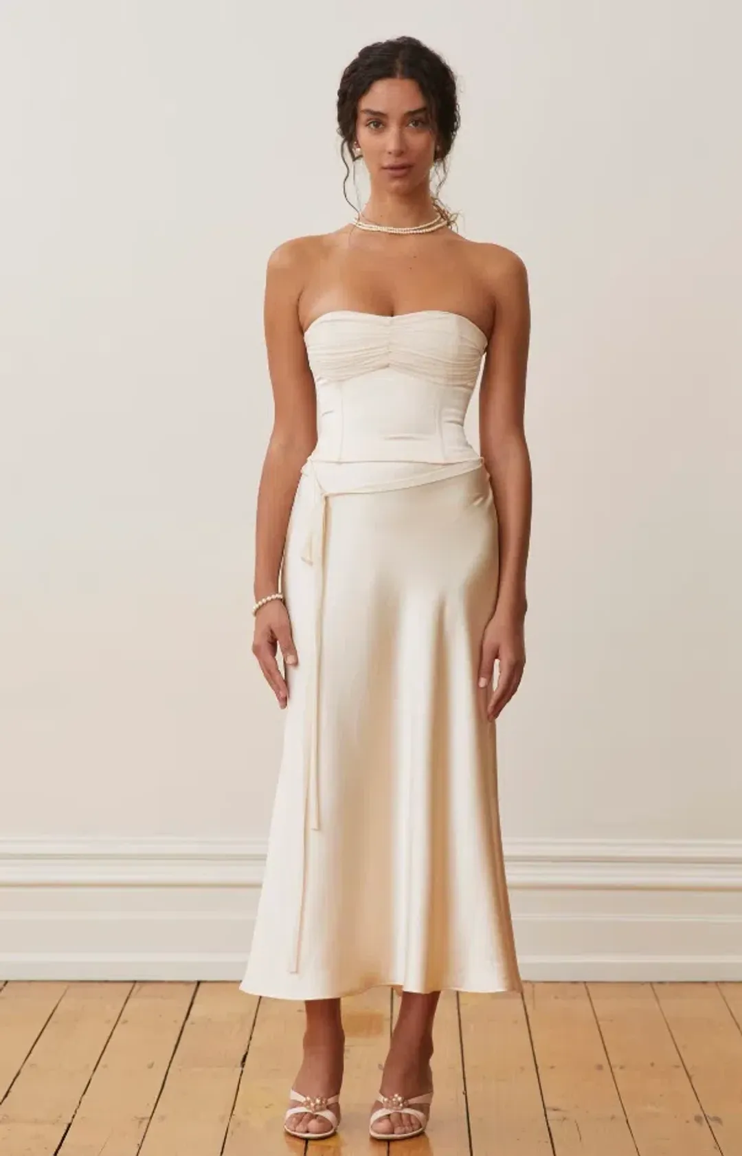 Arcina Ori Blair Bustier And Skirt Set Cream Size AU 10 for rent on The Volte - main image