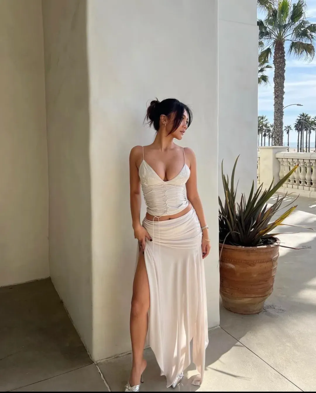 House Of CB Antonella Corset and Kaira Skirt Set Cream Size AU 8 for rent on The Volte - main image