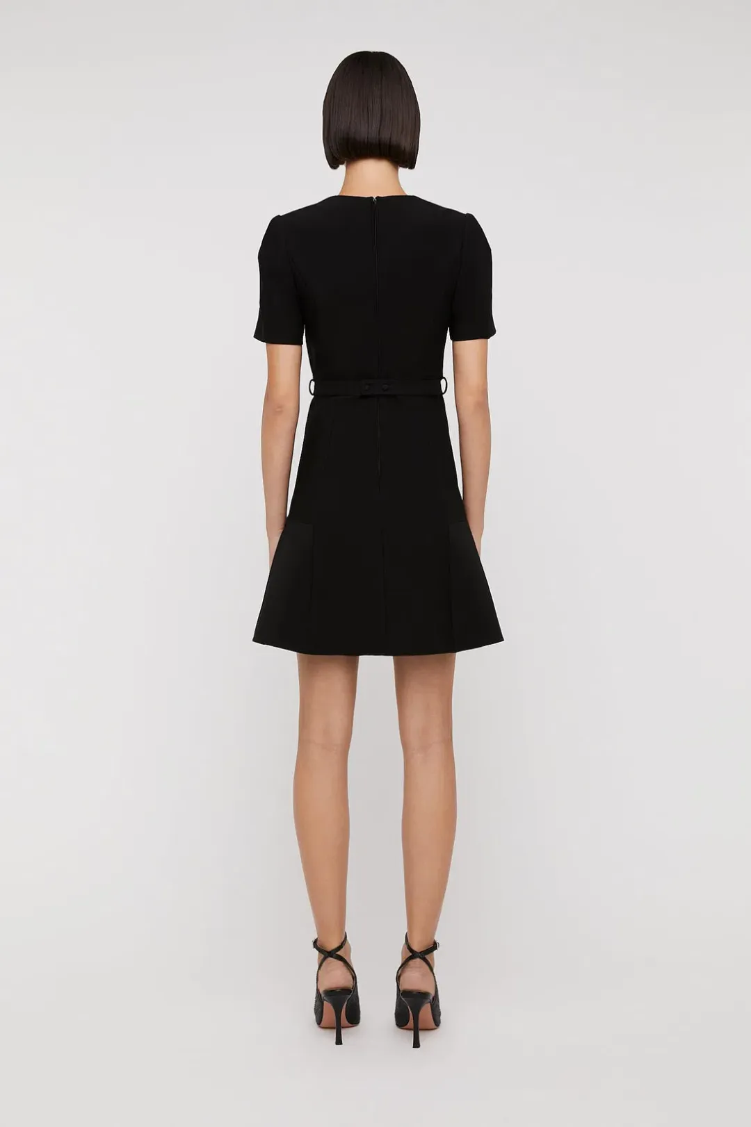 Scanlan Theodore Italian Milano Dress Black Size 12 for rent on The Volte - main image