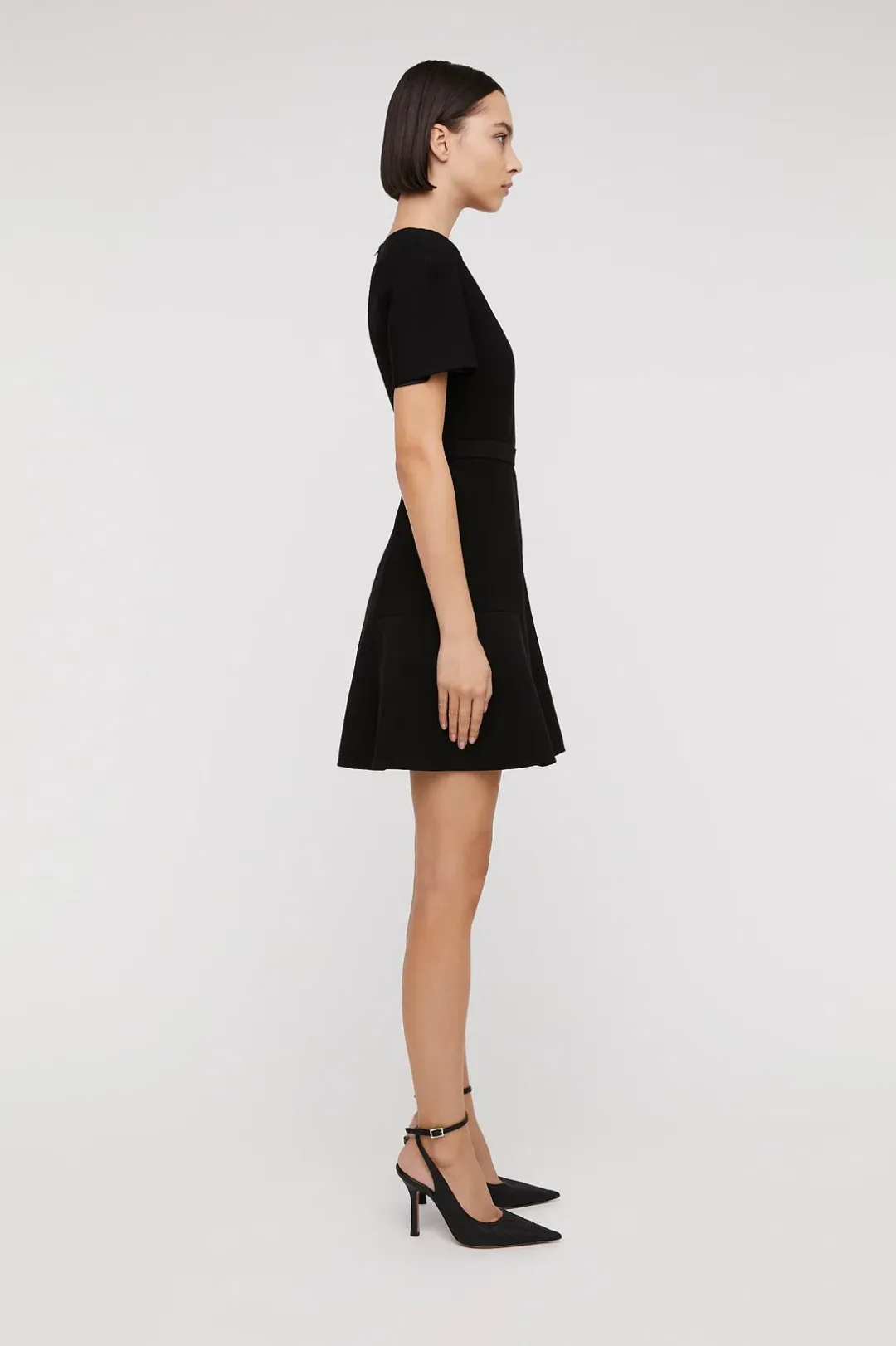 Scanlan Theodore Italian Milano Dress Black Size 12 for rent on The Volte - main image