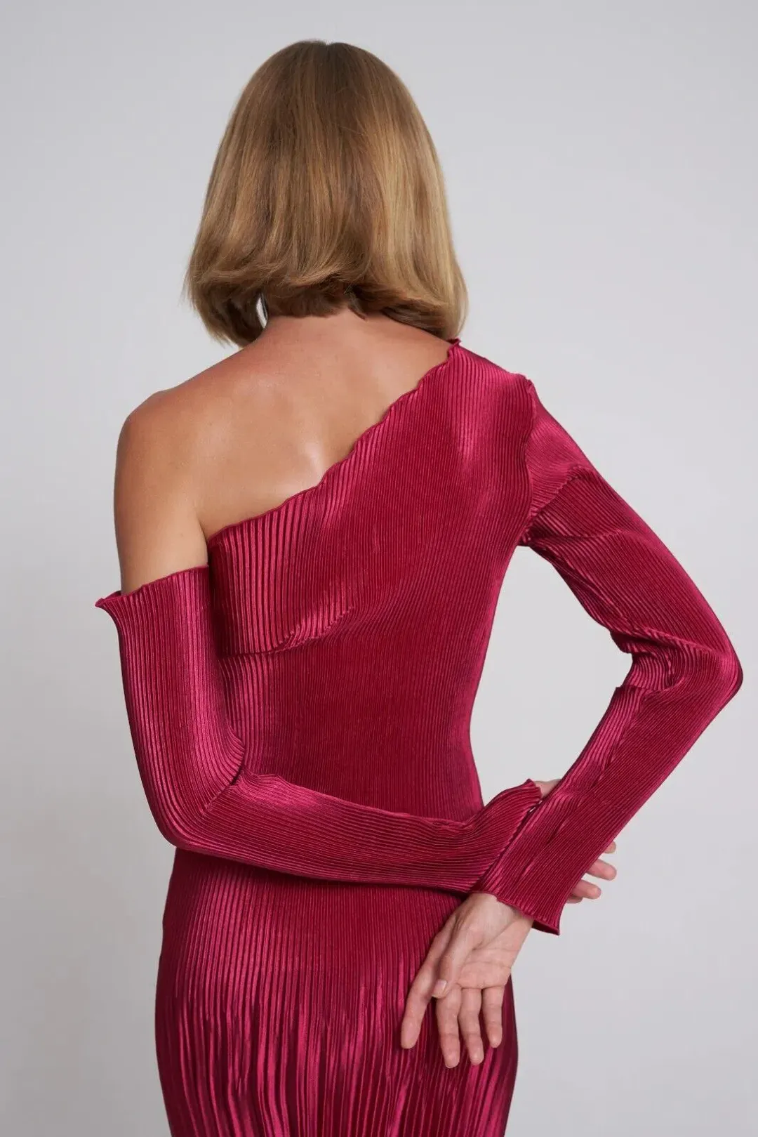 L'idee Soiree Gigi Pleated One Sleeve Cold Shoulder Gown Dress Ruby Red Size 8 / S for rent on The Volte - main image