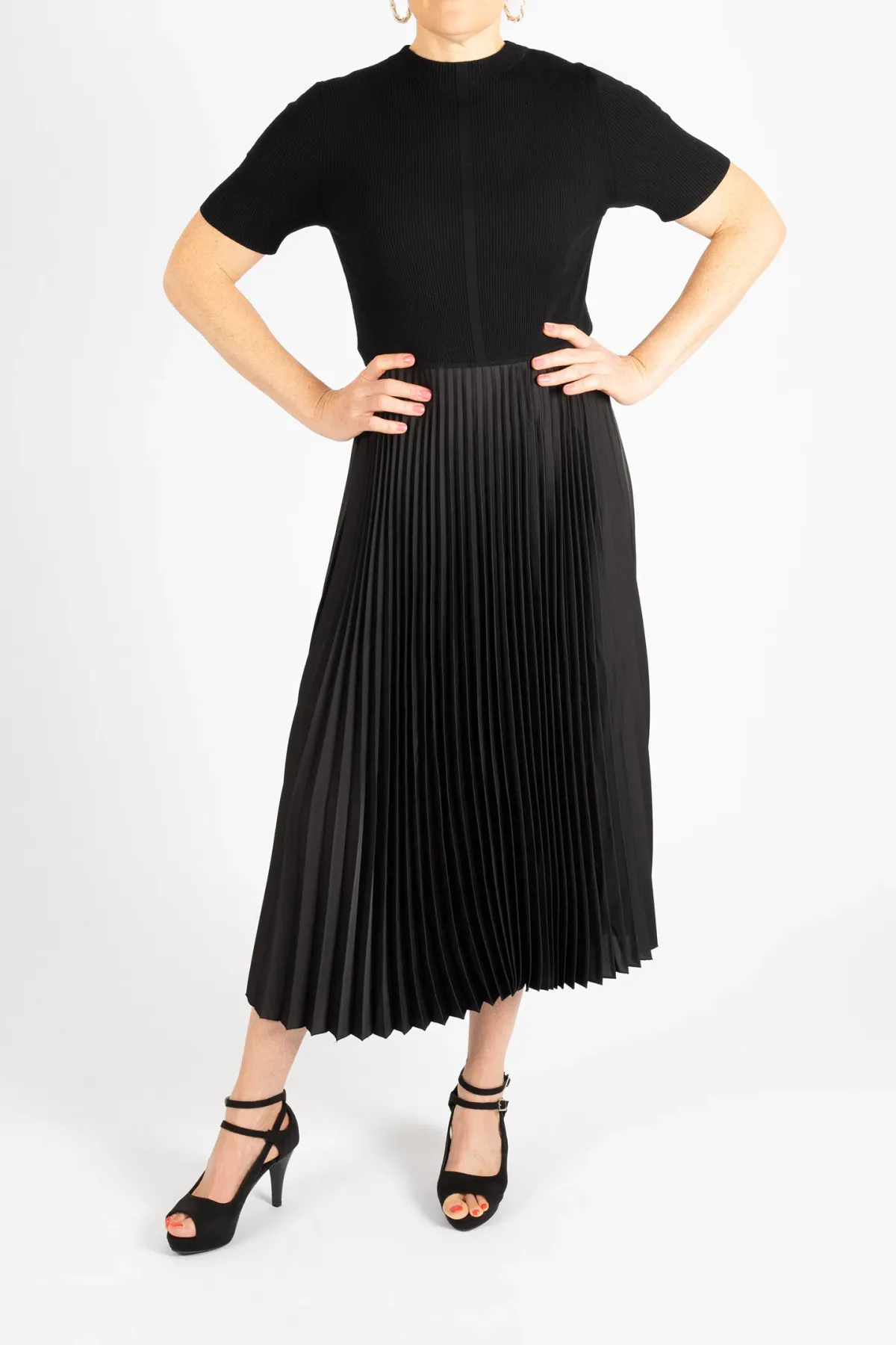 Hugo Boss Plissé Pleats Dress with Knitted Top Black Size M - Image 1
