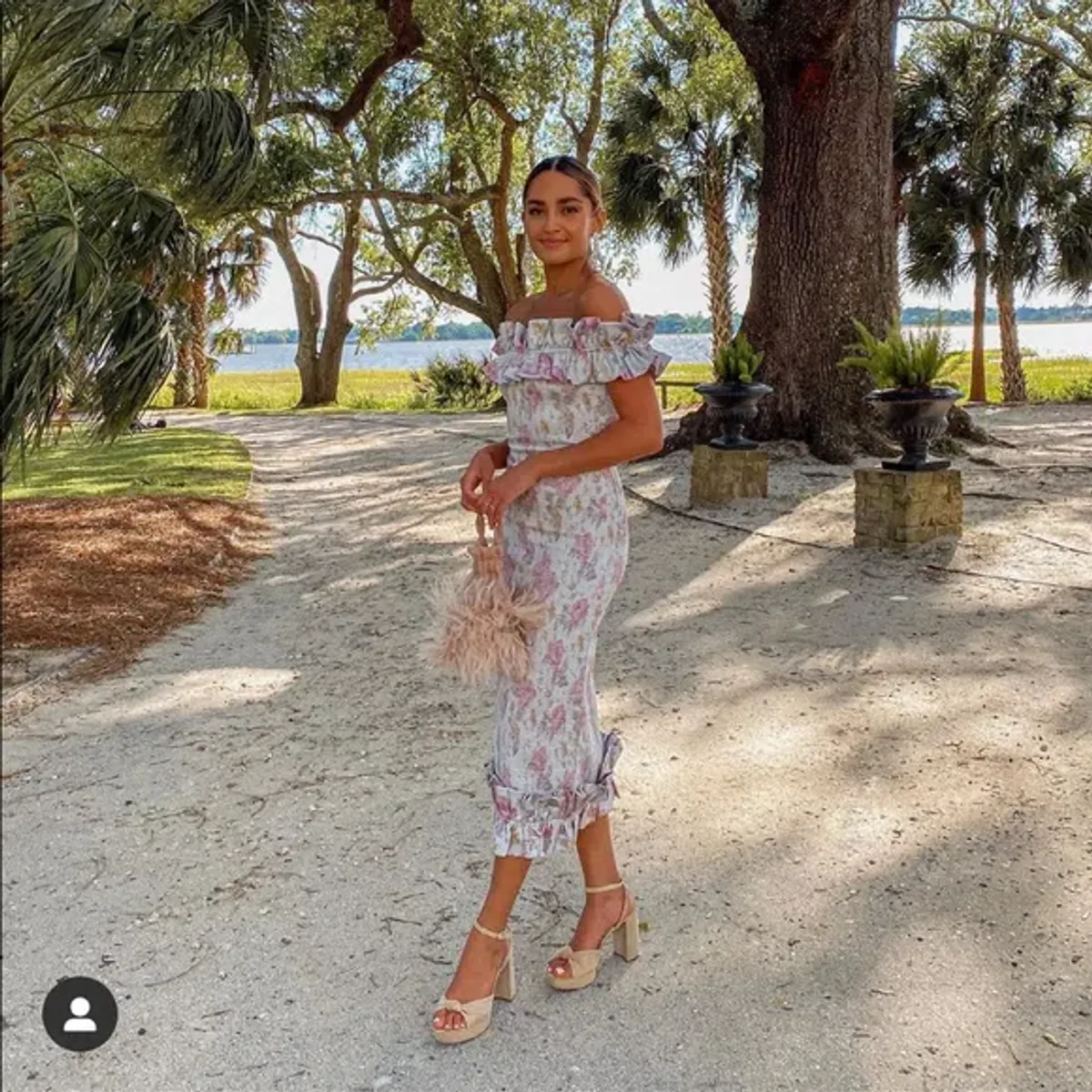 V. Chapman - The Lilac Dress in Floral - Size AU 8 - Image 4