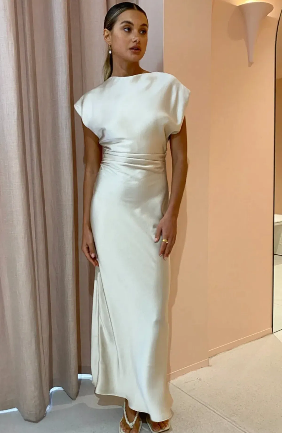 Camilla and Marc Eclar Dress Champagne Size 8 - Image 2