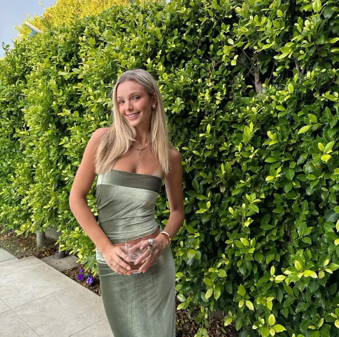 7th And York Olive Camryn Maxi Set Green Size S / AU 8 for rent on The Volte - main image