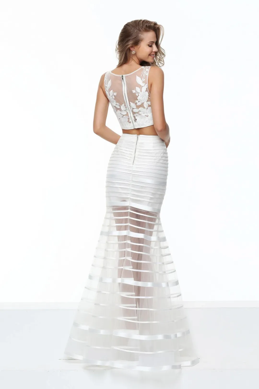 Sherri Hill Prom Dress White Size 8 for rent on The Volte - main image