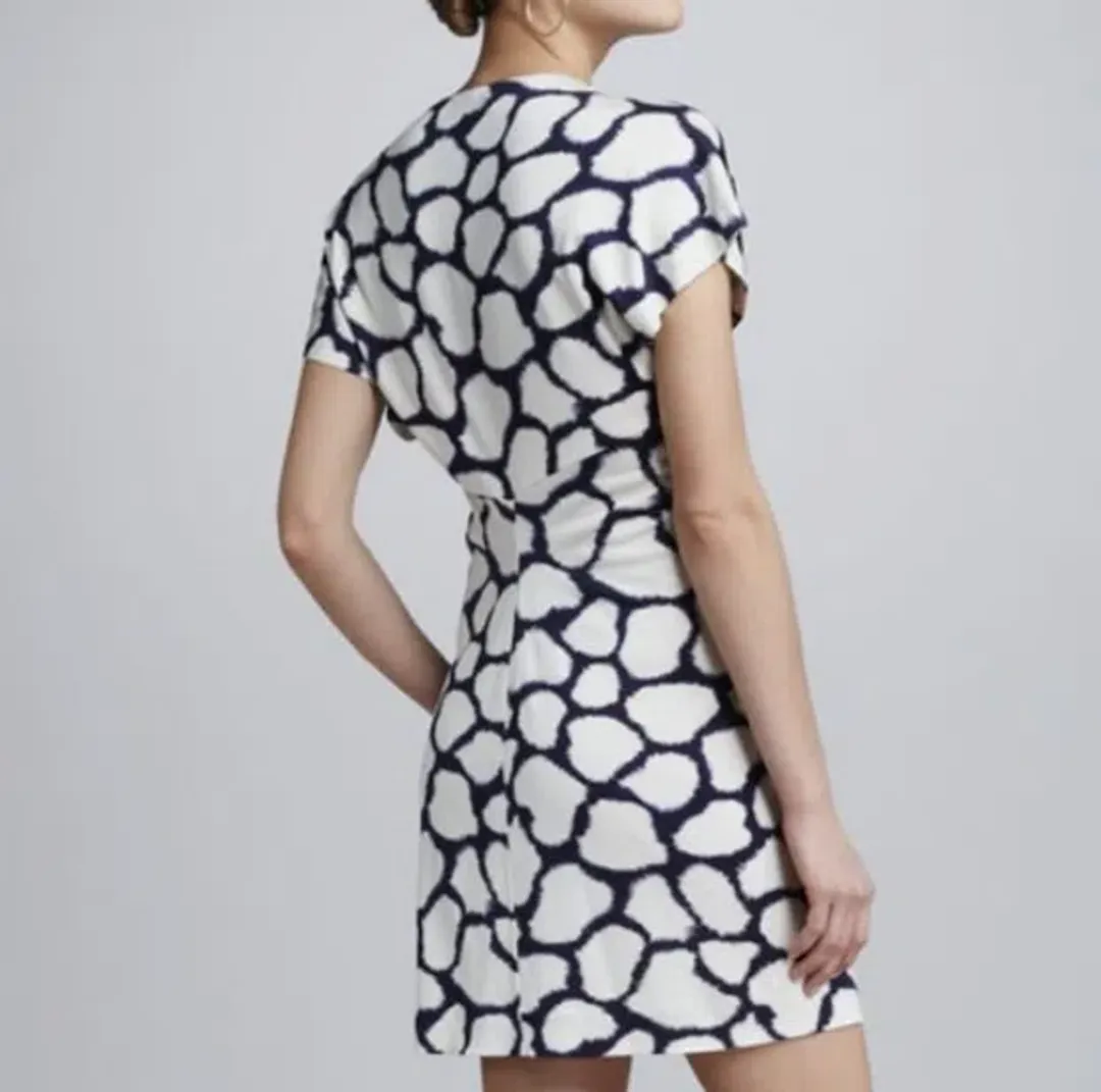 Diane Von Furstenberg Natalie Silk Twist Front Mini Dress Print Size 8 for rent on The Volte - main image