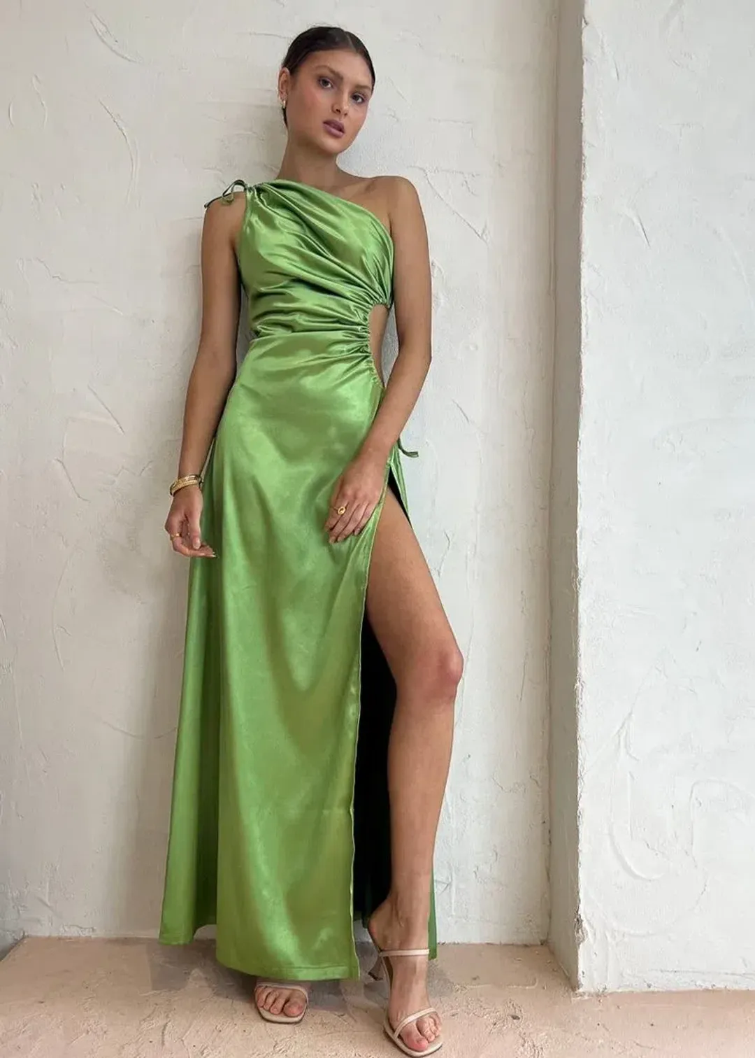 Sonya Moda Nour Maxi Dress Green Size Small / AU 8 for rent on The Volte - main image