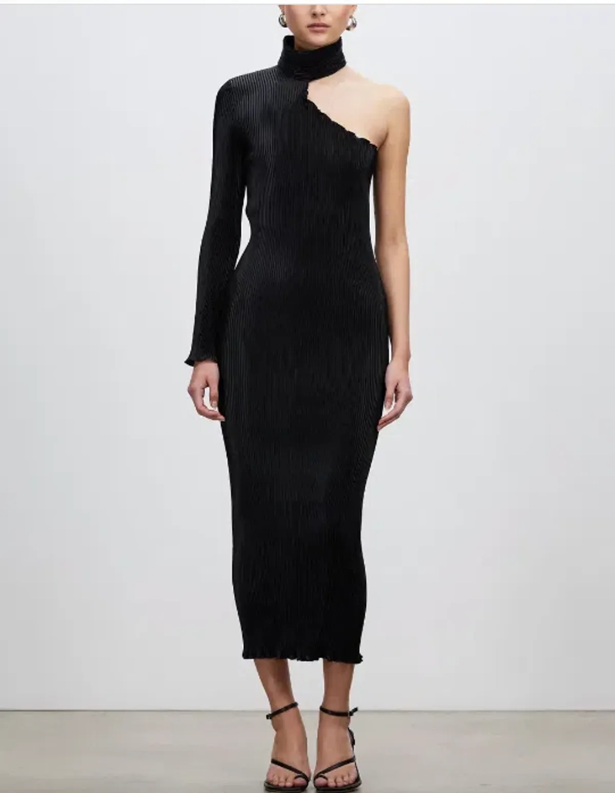 L'Idee Soiree 90's Sleeved Gown in Black Size 8 - Image 1