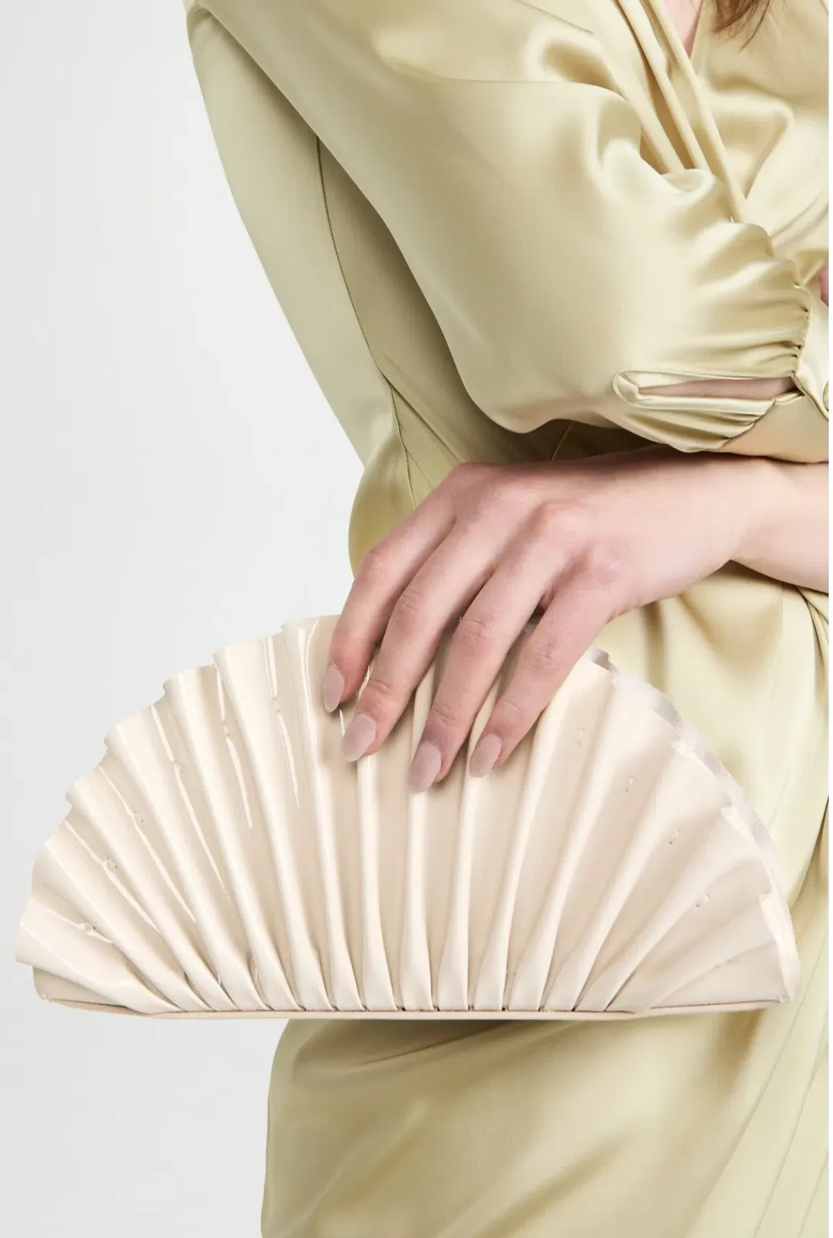 Cult Gaia Nala Mini Clutch Off White - Image 2
