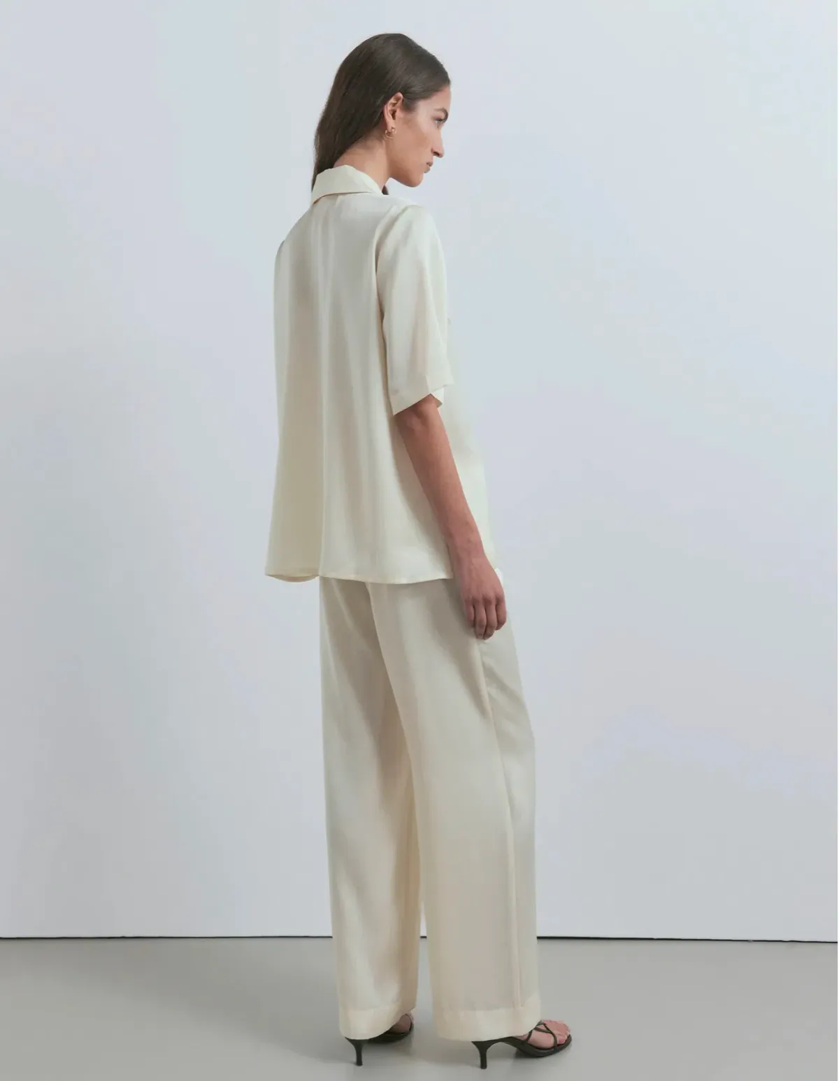 Viktoria and Woods Chorus Shirt and Pilot Pants Set Butter Size AU 12 - Image 2