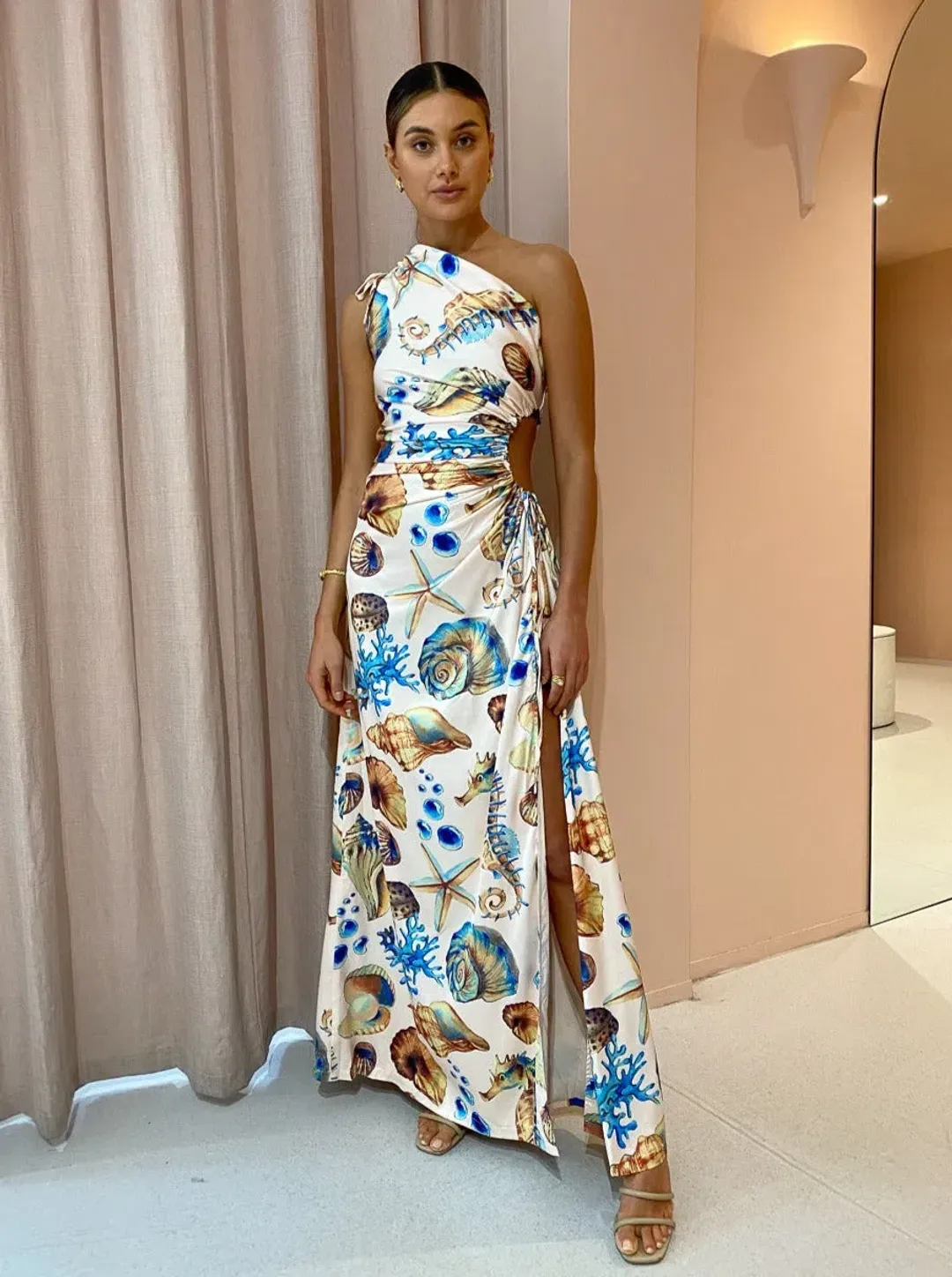 Sonya Moda Nour Seashell Maxi Dress Print Size 12 / L for rent on The Volte - main image