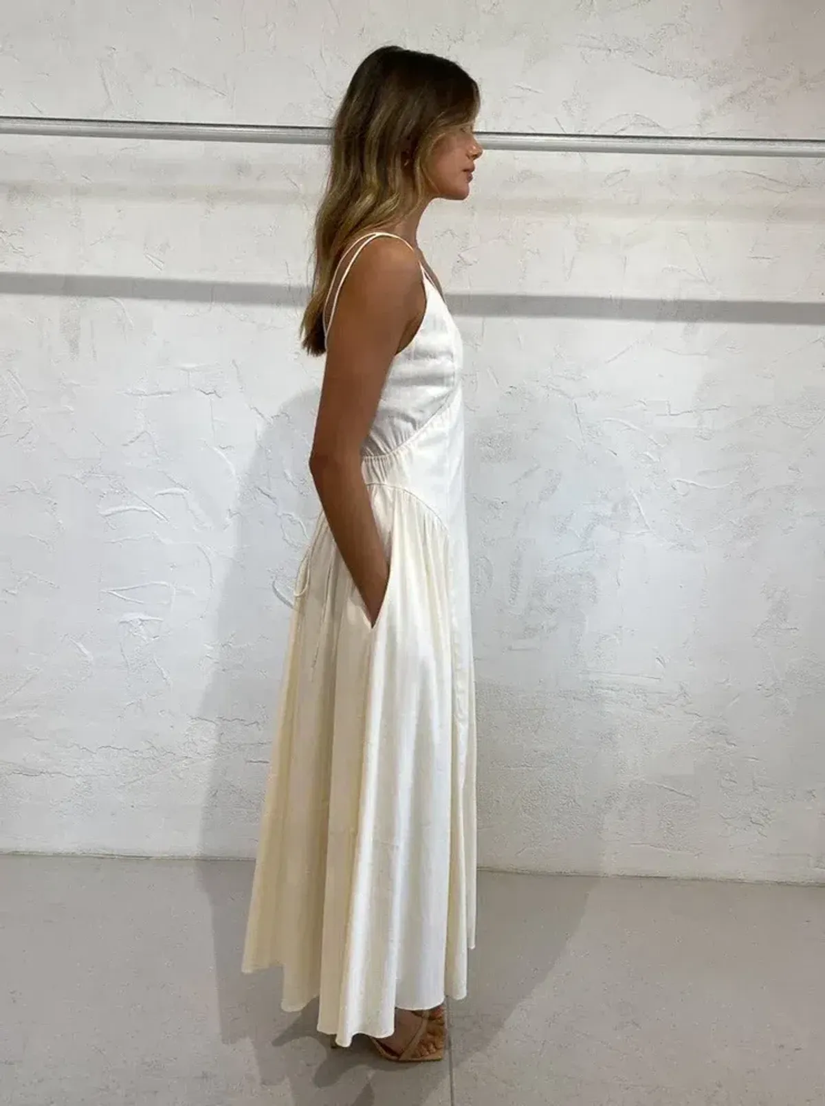 Camilla And Marc Antelao Dress in Cream Size 10 - Image 4