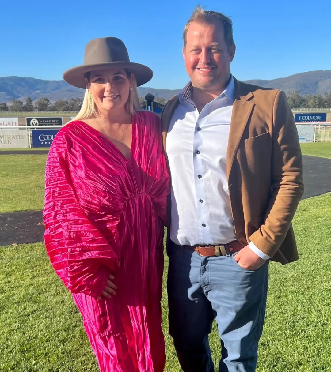 L’idée De Luxe Gown Punch Size AU 14 for rent on The Volte - main image