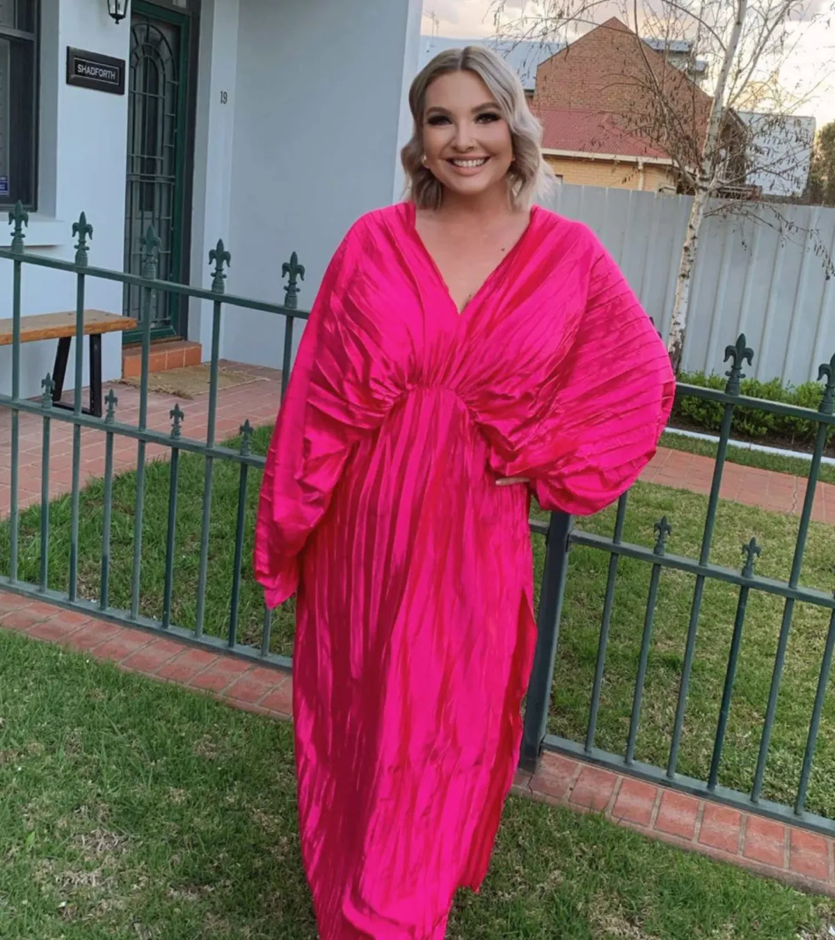 L’idée De Luxe Gown Punch Size AU 14 - Image 4