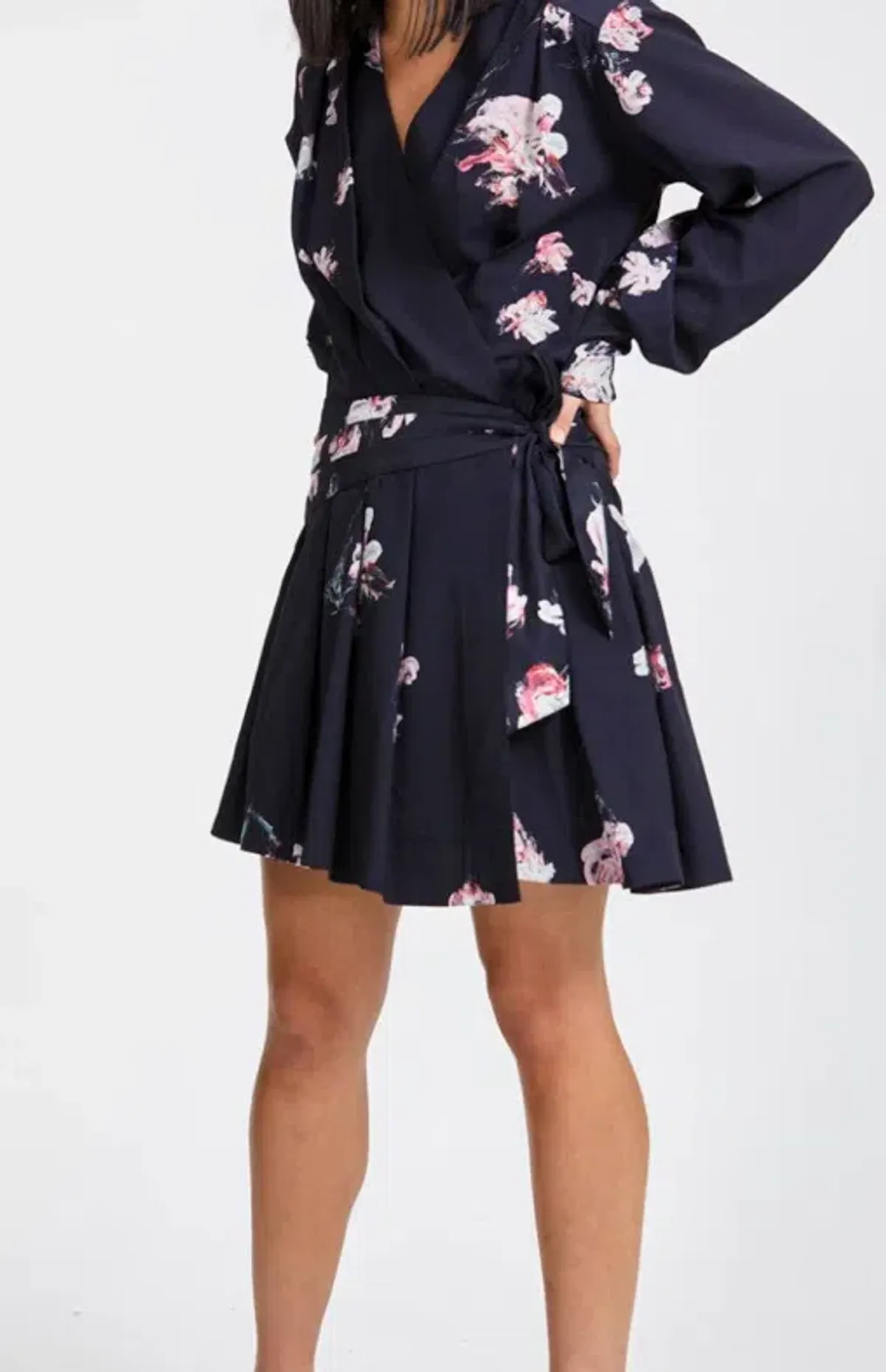 AJE Gabyon Long Sleeved Wrap Floral Print Mini Dress Kimono Black/Pink Size 6 - Image 5