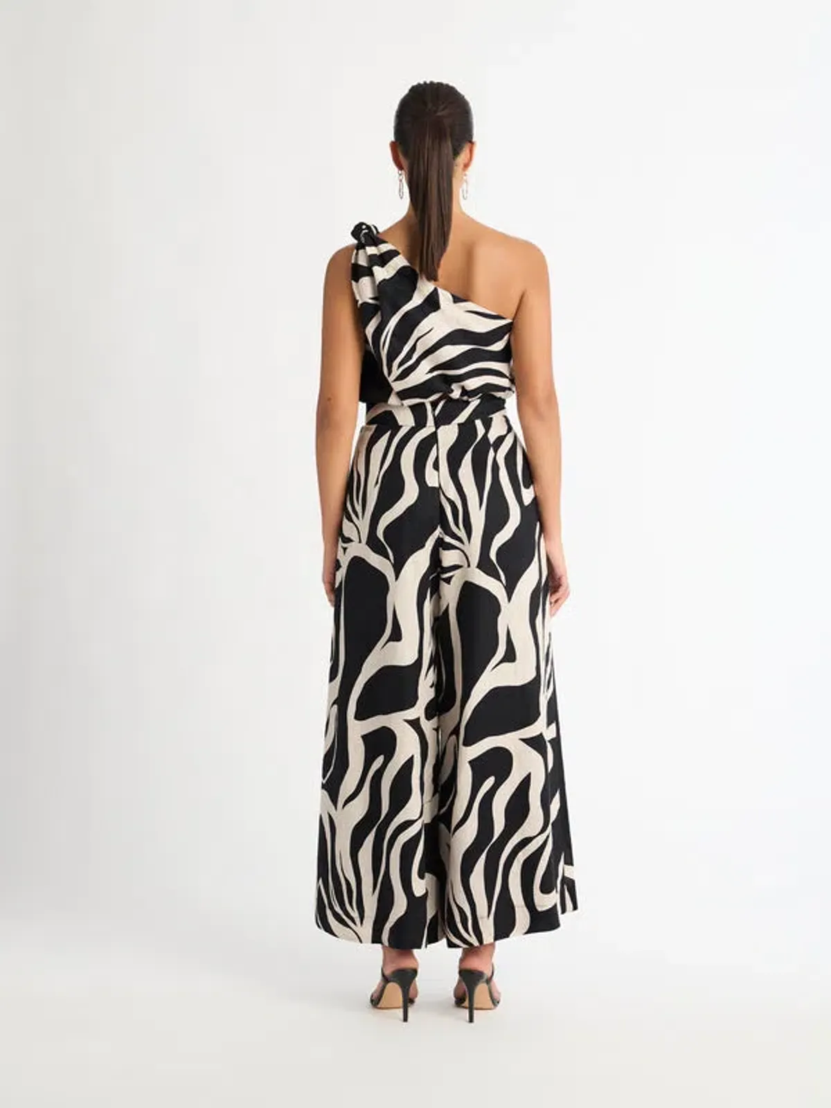 Sheike Zulu Top Print Size AU 10 - Image 3