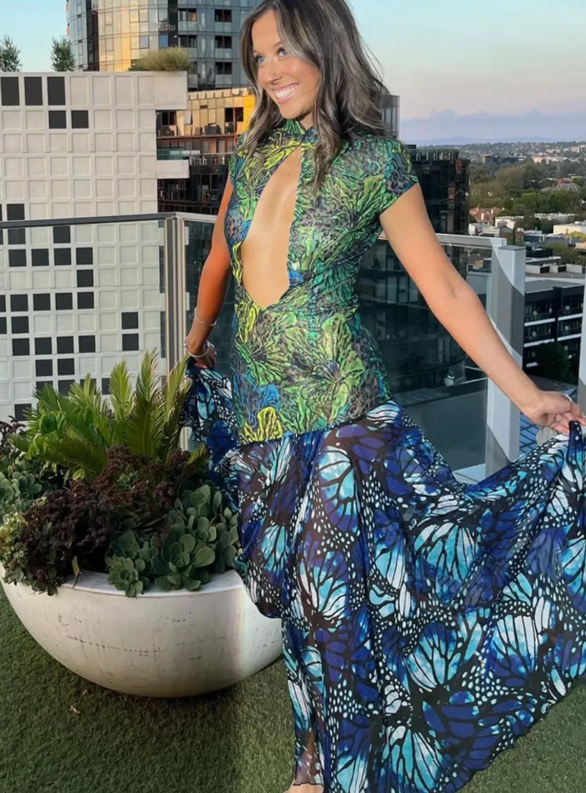 Kim Shui Studios Lace Butterfly Dress Print Size 6 - Image 2