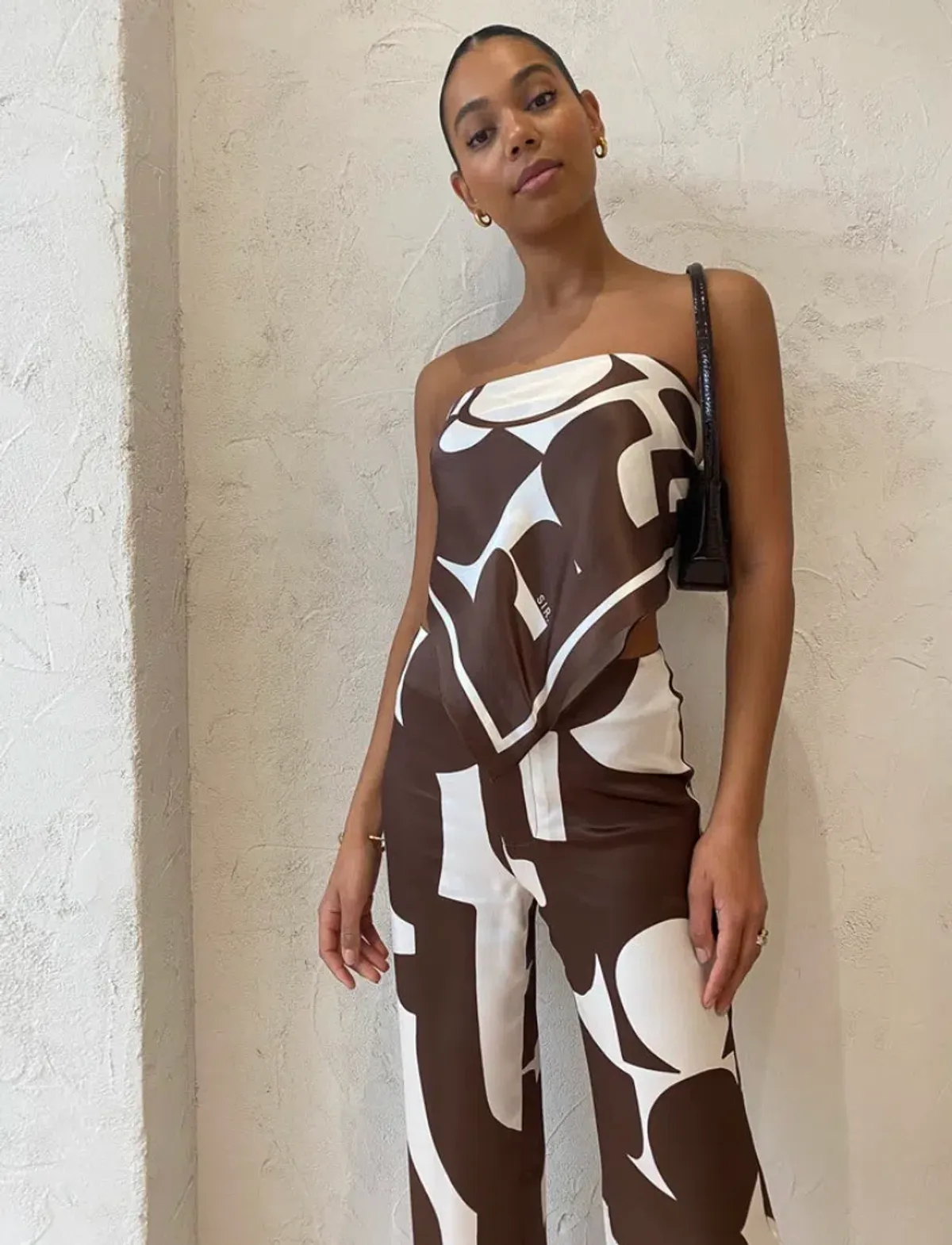 Sir the Label Julien Scarf and Pants Set In Abstract Chocolate Size 1 / AU 8 - Image 2