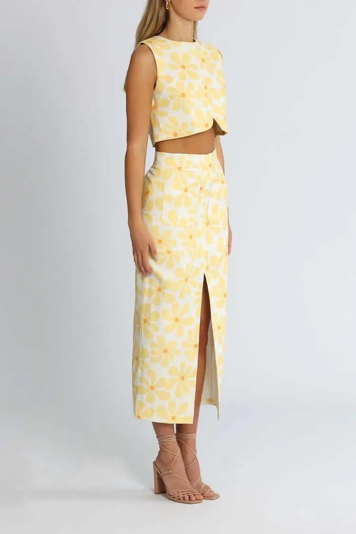 By Johnny Callie Sun Crop and Skirt Set Yellow Print Size 6 - Image 2