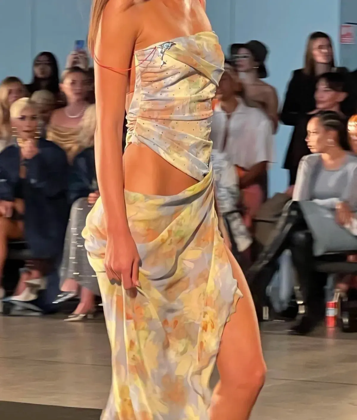 Bec & Bridge Zephy Asym Dress Blue Blossom Size 8  - Image 4