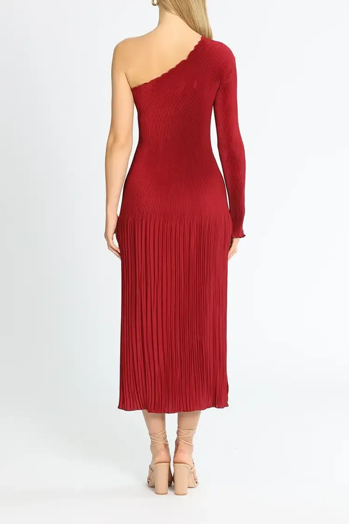 Lidee Soiree Gigi Gown Sleeved in Ruby Size 8 - Image 3
