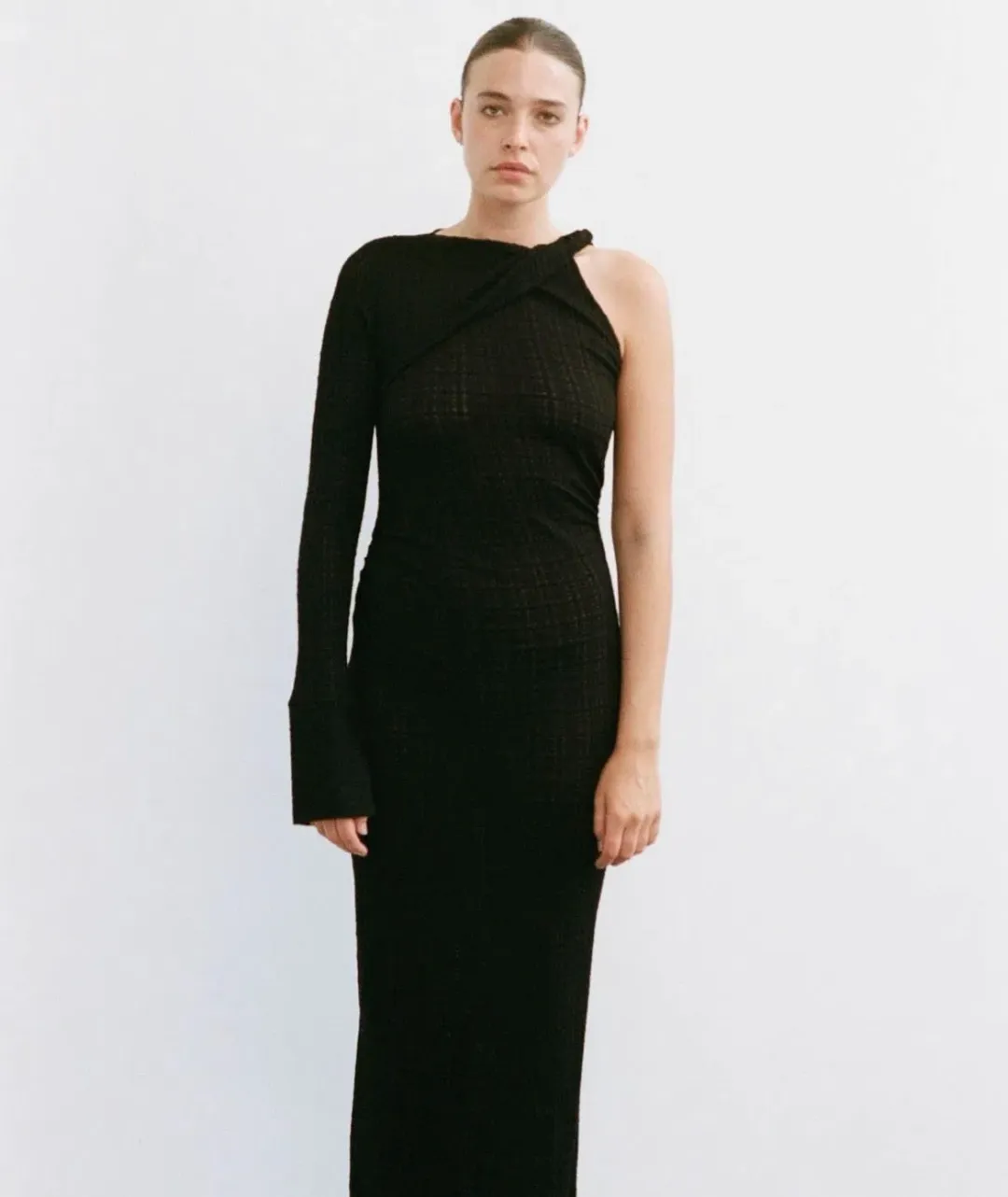Camilla and Marc Cypress Midi Dress Black Size 14 for rent on The Volte - main image