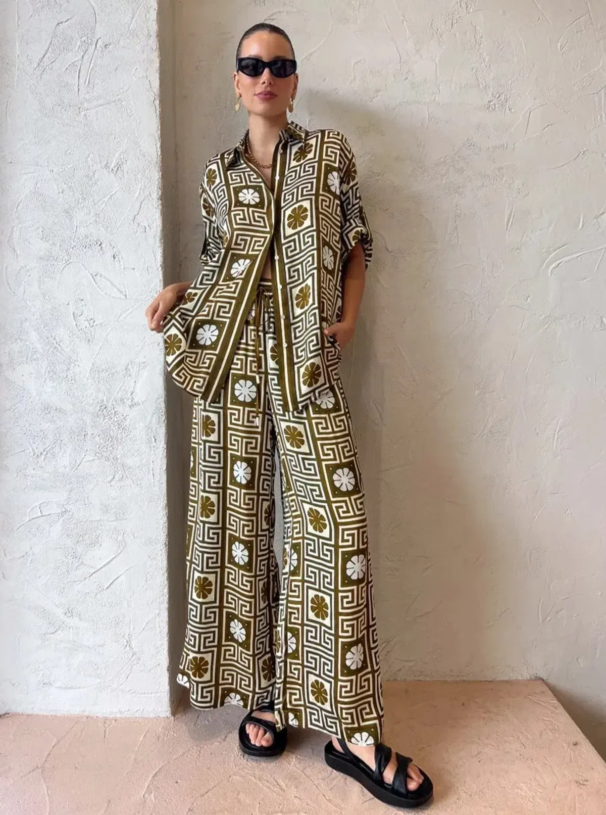 Alemais Dimi Jacquard Shirt and Pant Set Print Size 8 - Image 1