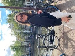 Alma Polozani avatar