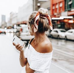 Elizabeth Houlden avatar